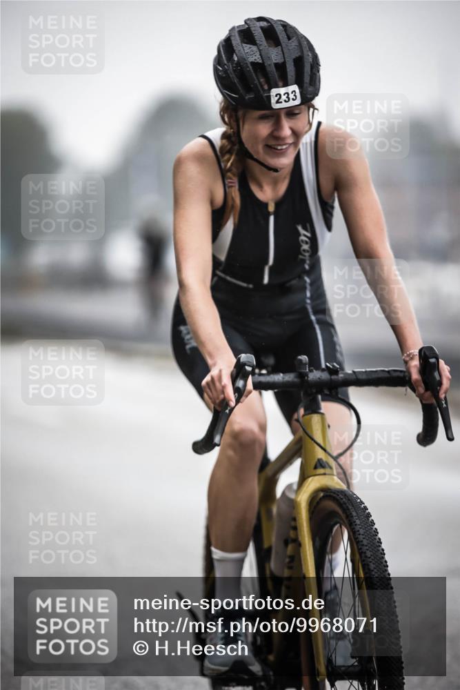 16.08.2026 - KN Förde Triathlon 2026 H.Heesch http://msf.ph/oto/9968071 16.08.2026 09:41:19 Radfahren 149, 205, 233, 234, 240, 264 meine-sportfotos.de