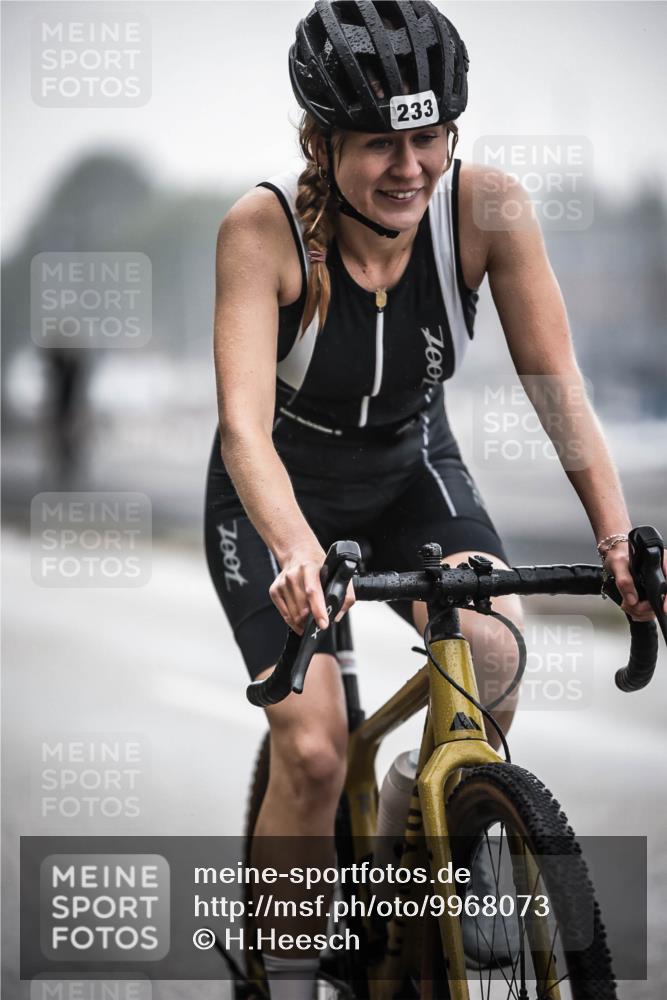 16.08.2026 - KN Förde Triathlon 2026 H.Heesch http://msf.ph/oto/9968073 16.08.2026 09:41:20 Radfahren 149, 205, 233, 234, 240, 264 meine-sportfotos.de