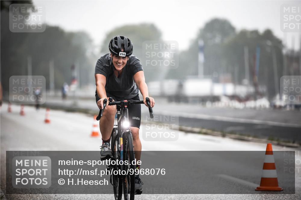 16.08.2026 - KN Förde Triathlon 2026 H.Heesch http://msf.ph/oto/9968076 16.08.2026 09:41:25 Radfahren 122, 256 meine-sportfotos.de