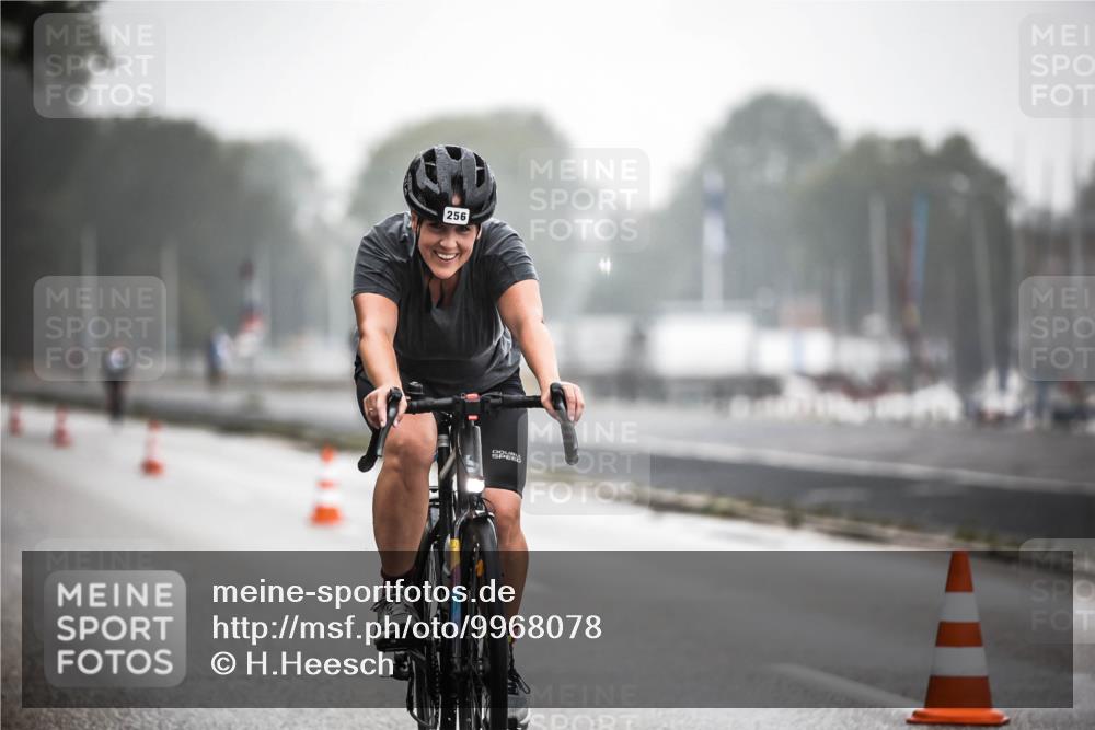 16.08.2026 - KN Förde Triathlon 2026 H.Heesch http://msf.ph/oto/9968078 16.08.2026 09:41:25 Radfahren 122, 256 meine-sportfotos.de