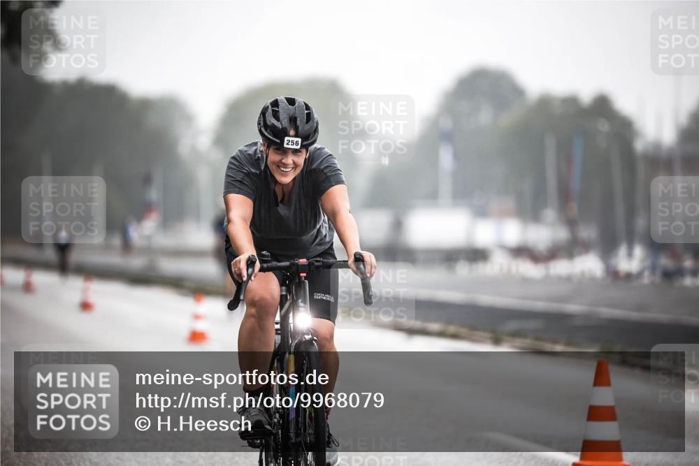 16.08.2026 - KN Förde Triathlon 2026 H.Heesch http://msf.ph/oto/9968079 16.08.2026 09:41:25 Radfahren 122, 256 meine-sportfotos.de