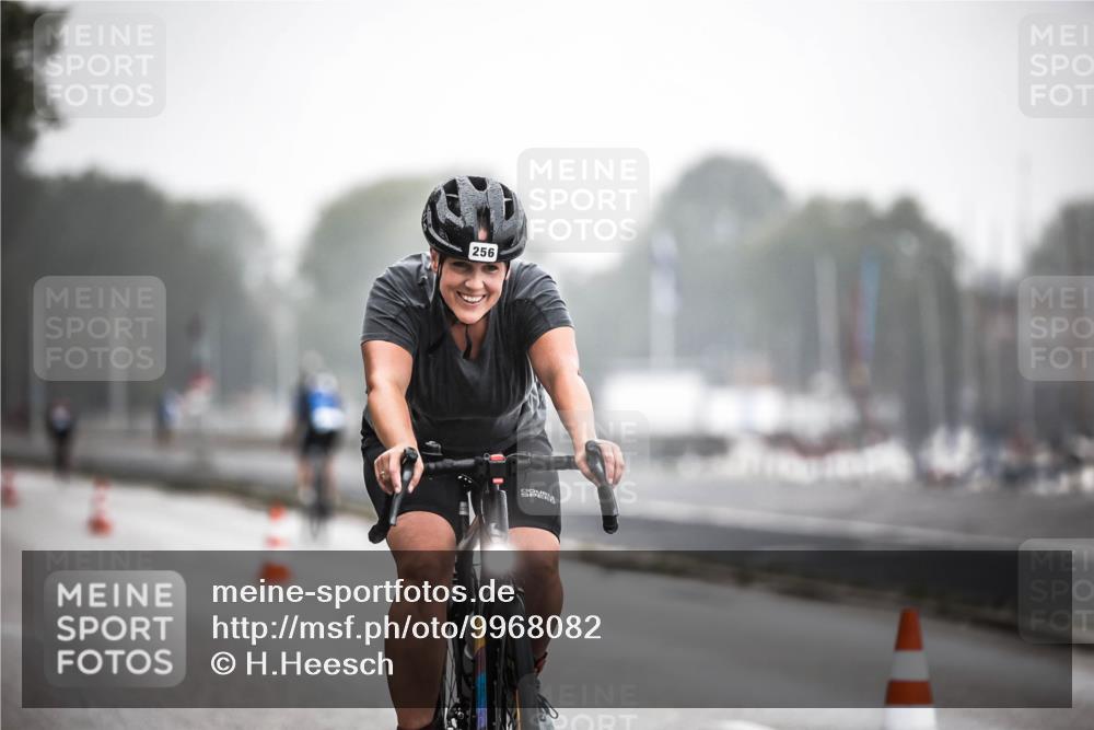 16.08.2026 - KN Förde Triathlon 2026 H.Heesch http://msf.ph/oto/9968082 16.08.2026 09:41:25 Radfahren 122, 256 meine-sportfotos.de