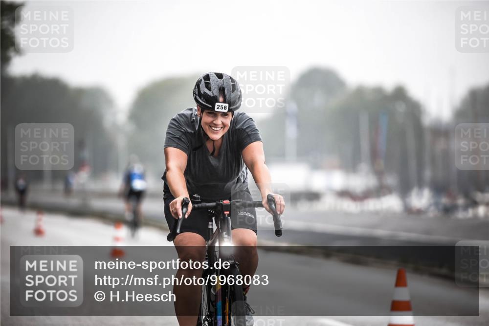 16.08.2026 - KN Förde Triathlon 2026 H.Heesch http://msf.ph/oto/9968083 16.08.2026 09:41:25 Radfahren 122, 256 meine-sportfotos.de