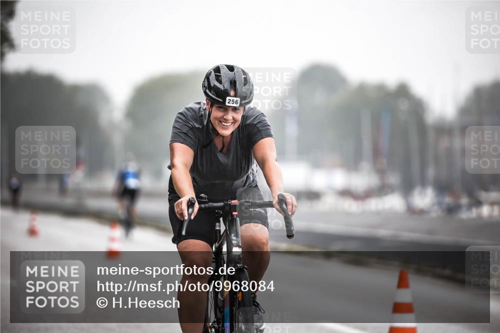16.08.2026 - KN Förde Triathlon 2026 H.Heesch http://msf.ph/oto/9968084 16.08.2026 09:41:25 Radfahren 122, 256 meine-sportfotos.de