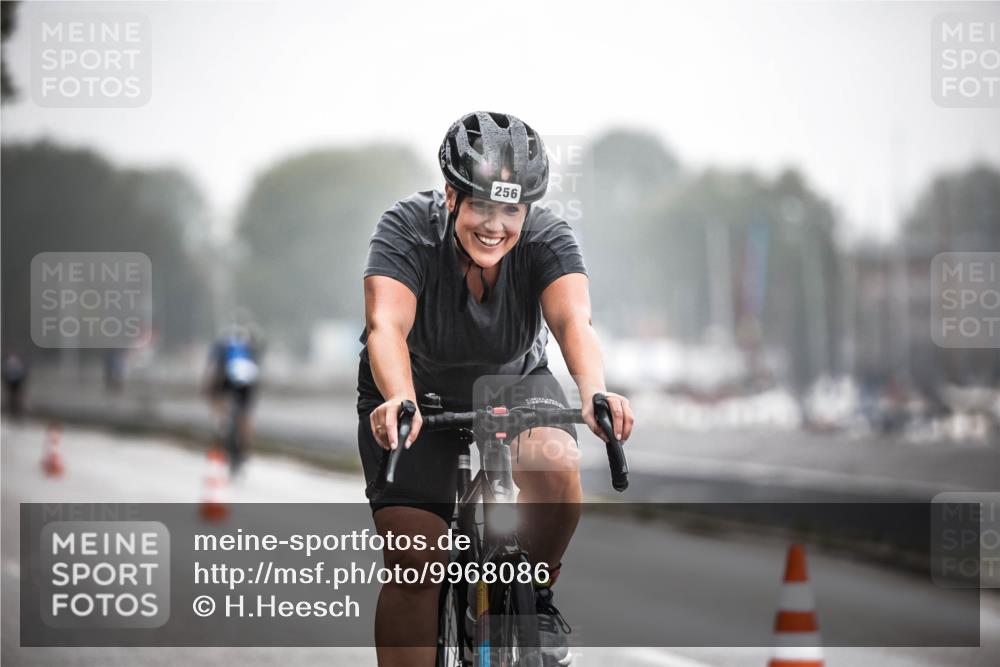 16.08.2026 - KN Förde Triathlon 2026 H.Heesch http://msf.ph/oto/9968086 16.08.2026 09:41:25 Radfahren 122, 256 meine-sportfotos.de