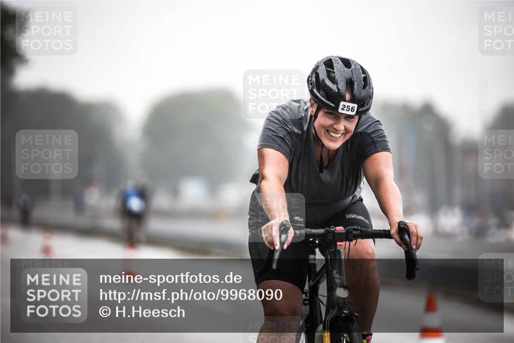 16.08.2026 - KN Förde Triathlon 2026 H.Heesch http://msf.ph/oto/9968090 16.08.2026 09:41:26 Radfahren 122, 132, 256 meine-sportfotos.de