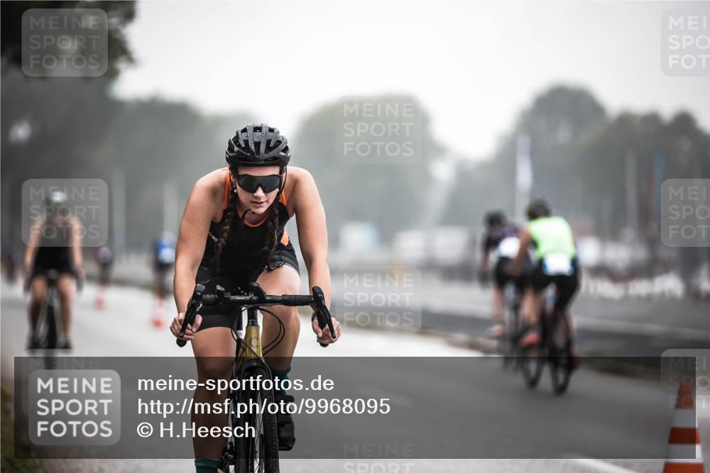 16.08.2026 - KN Förde Triathlon 2026 H.Heesch http://msf.ph/oto/9968095 16.08.2026 09:41:28 Radfahren 122, 132, 137, 235, 256 meine-sportfotos.de