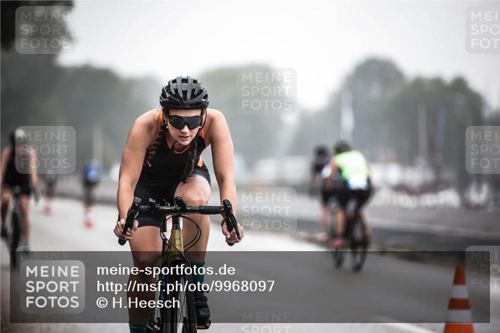16.08.2026 - KN Förde Triathlon 2026 H.Heesch http://msf.ph/oto/9968097 16.08.2026 09:41:28 Radfahren 122, 132, 137, 235, 256 meine-sportfotos.de
