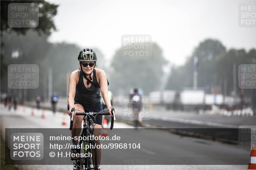 16.08.2026 - KN Förde Triathlon 2026 H.Heesch http://msf.ph/oto/9968104 16.08.2026 09:41:30 Radfahren 102, 122, 132, 137, 235 meine-sportfotos.de