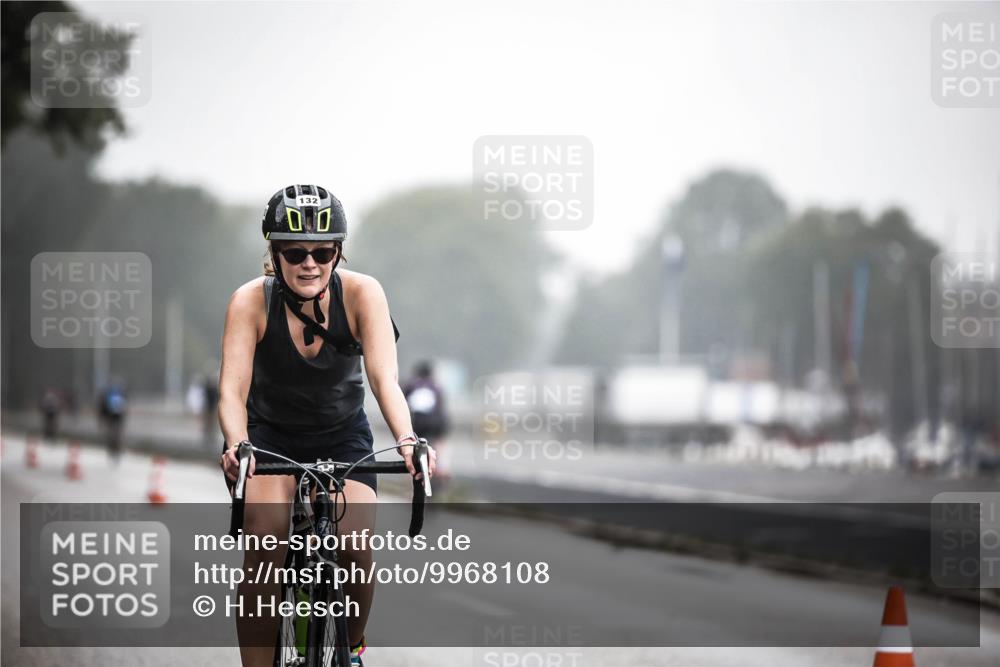 16.08.2026 - KN Förde Triathlon 2026 H.Heesch http://msf.ph/oto/9968108 16.08.2026 09:41:30 Radfahren 102, 122, 132, 137, 235 meine-sportfotos.de