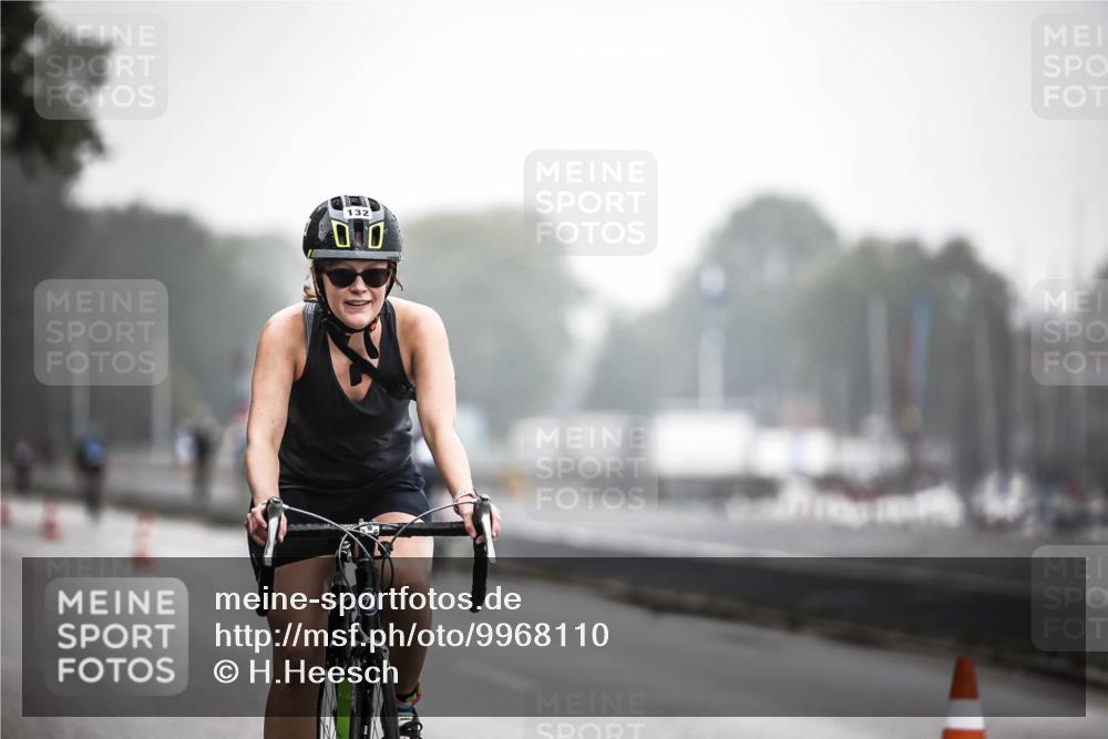 16.08.2026 - KN Förde Triathlon 2026 H.Heesch http://msf.ph/oto/9968110 16.08.2026 09:41:30 Radfahren 102, 122, 132, 137, 235 meine-sportfotos.de