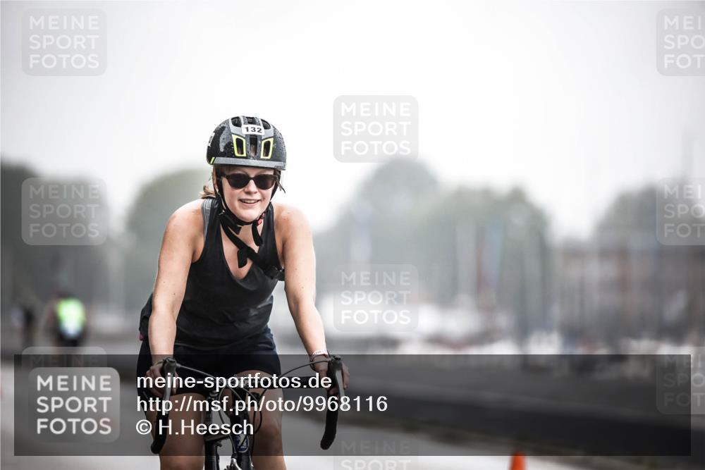 16.08.2026 - KN Förde Triathlon 2026 H.Heesch http://msf.ph/oto/9968116 16.08.2026 09:41:30 Radfahren 102, 122, 132, 137, 235 meine-sportfotos.de