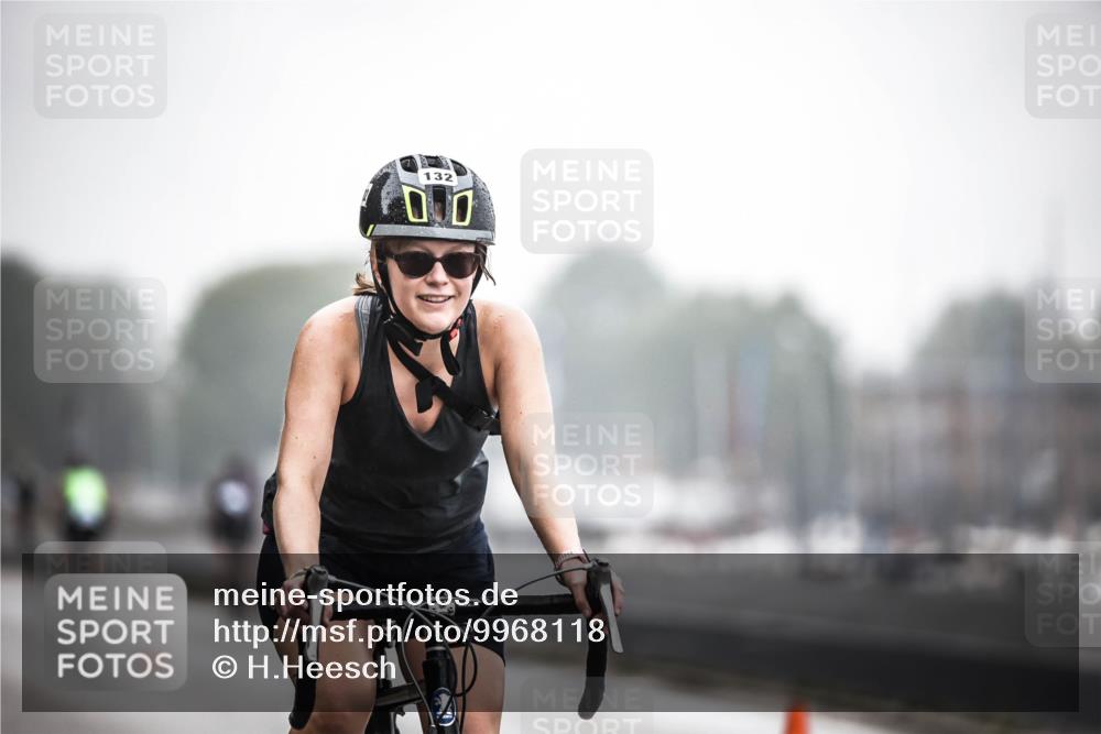 16.08.2026 - KN Förde Triathlon 2026 H.Heesch http://msf.ph/oto/9968118 16.08.2026 09:41:31 Radfahren 102, 122, 132, 137, 235 meine-sportfotos.de