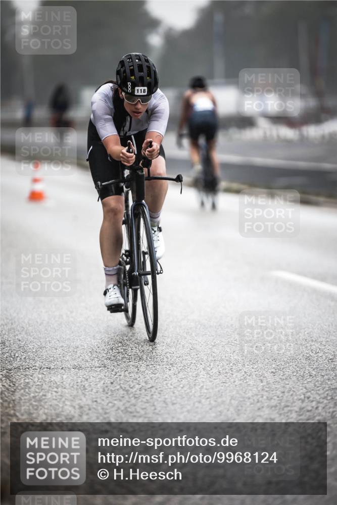 16.08.2026 - KN Förde Triathlon 2026 H.Heesch http://msf.ph/oto/9968124 16.08.2026 09:41:41 Radfahren 117, 118, 126, 129, 130, 171, 229 meine-sportfotos.de