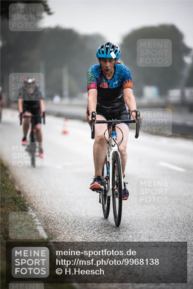 16.08.2026 - KN Förde Triathlon 2026 H.Heesch http://msf.ph/oto/9968138 16.08.2026 09:41:42 Radfahren 117, 118, 126, 129, 130, 171, 229 meine-sportfotos.de