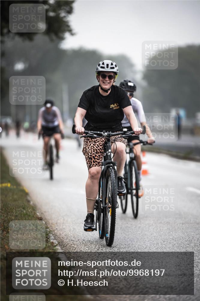 16.08.2026 - KN Förde Triathlon 2026 H.Heesch http://msf.ph/oto/9968197 16.08.2026 09:41:51 Radfahren 107, 128, 180, 181, 194, 211, 239, 245 meine-sportfotos.de