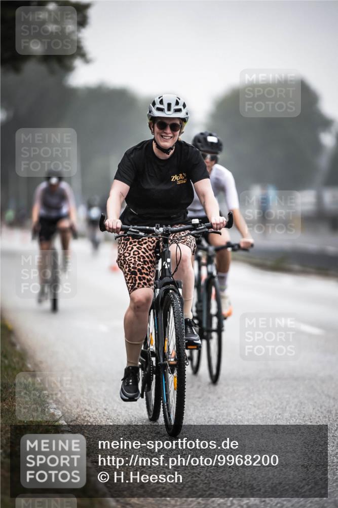 16.08.2026 - KN Förde Triathlon 2026 H.Heesch http://msf.ph/oto/9968200 16.08.2026 09:41:51 Radfahren 107, 128, 180, 181, 194, 211, 239, 245 meine-sportfotos.de