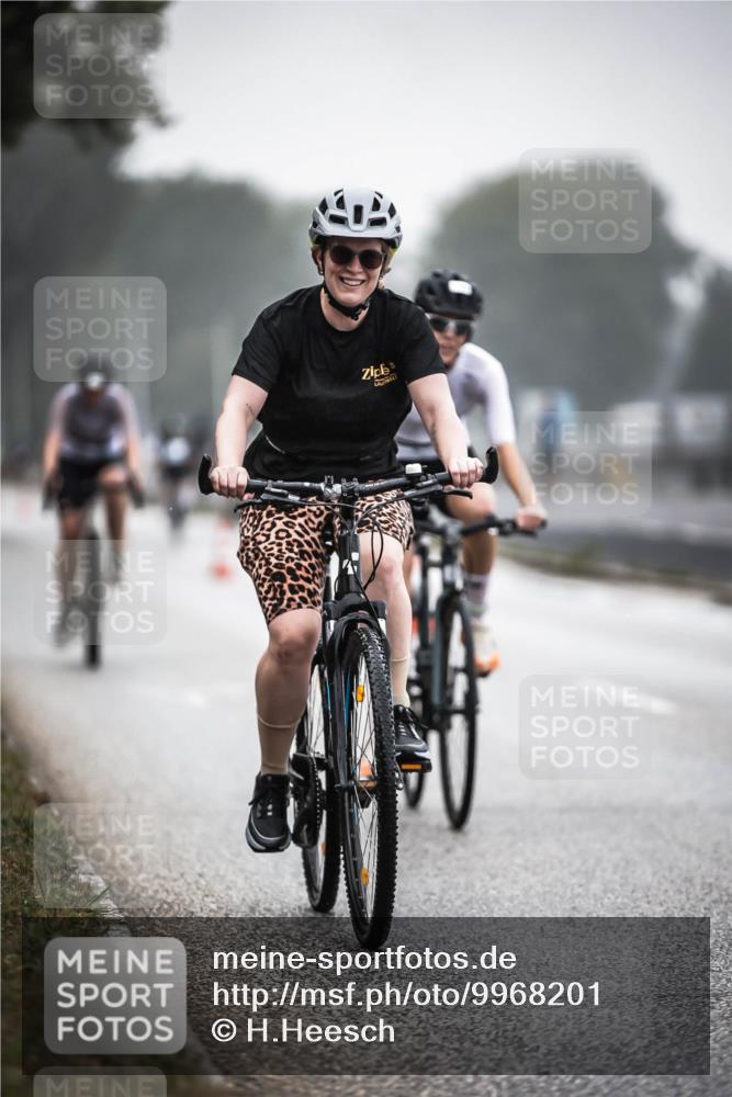 16.08.2026 - KN Förde Triathlon 2026 H.Heesch http://msf.ph/oto/9968201 16.08.2026 09:41:51 Radfahren 107, 128, 180, 181, 194, 211, 239, 245 meine-sportfotos.de