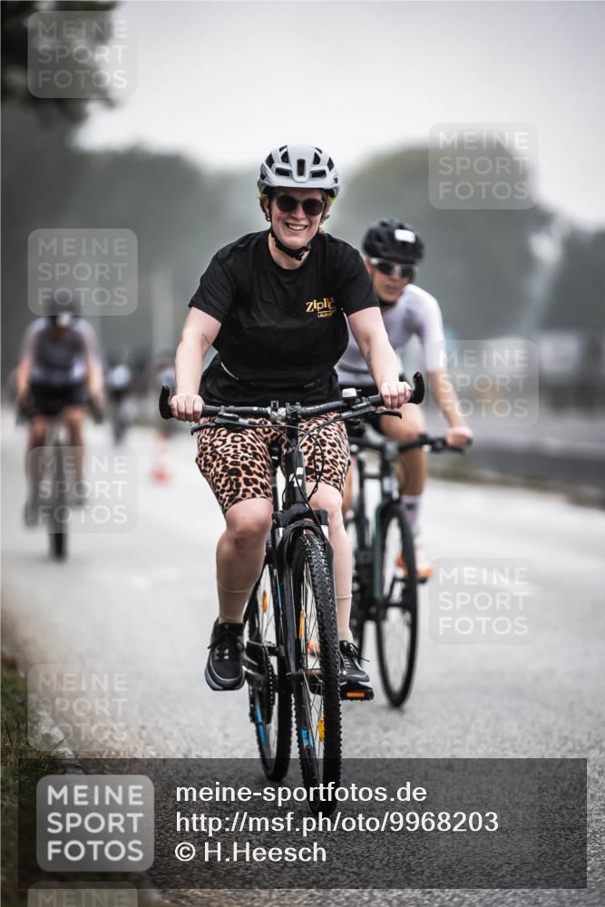 16.08.2026 - KN Förde Triathlon 2026 H.Heesch http://msf.ph/oto/9968203 16.08.2026 09:41:51 Radfahren 107, 128, 180, 181, 194, 211, 239, 245 meine-sportfotos.de