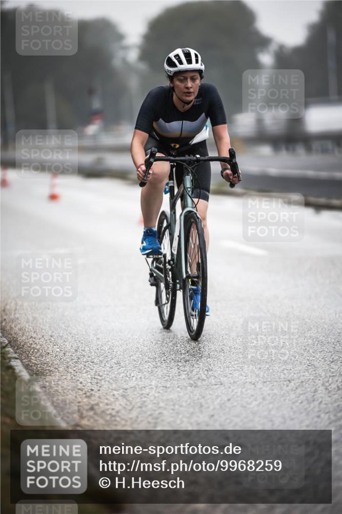 16.08.2026 - KN Förde Triathlon 2026 H.Heesch http://msf.ph/oto/9968259 16.08.2026 09:42:14 Radfahren 141, 177, 242 meine-sportfotos.de
