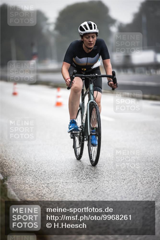 16.08.2026 - KN Förde Triathlon 2026 H.Heesch http://msf.ph/oto/9968261 16.08.2026 09:42:14 Radfahren 141, 177, 242 meine-sportfotos.de