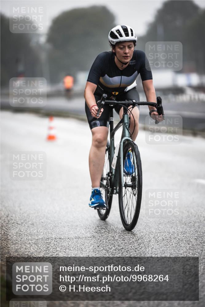 16.08.2026 - KN Förde Triathlon 2026 H.Heesch http://msf.ph/oto/9968264 16.08.2026 09:42:14 Radfahren 141, 177, 242 meine-sportfotos.de