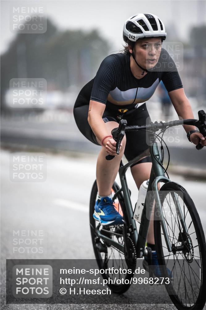 16.08.2026 - KN Förde Triathlon 2026 H.Heesch http://msf.ph/oto/9968273 16.08.2026 09:42:15 Radfahren 141, 226, 242 meine-sportfotos.de