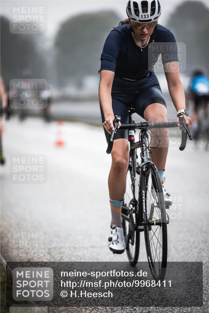 16.08.2026 - KN Förde Triathlon 2026 H.Heesch http://msf.ph/oto/9968411 16.08.2026 09:43:01 Radfahren 127, 133, 140, 214, 219, 222, 223 meine-sportfotos.de