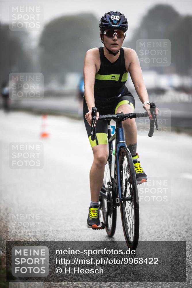16.08.2026 - KN Förde Triathlon 2026 H.Heesch http://msf.ph/oto/9968422 16.08.2026 09:43:02 Radfahren 133, 140, 214, 219, 223 meine-sportfotos.de