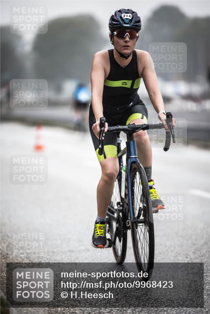 16.08.2026 - KN Förde Triathlon 2026 H.Heesch http://msf.ph/oto/9968423 16.08.2026 09:43:02 Radfahren 133, 140, 214, 219, 223 meine-sportfotos.de