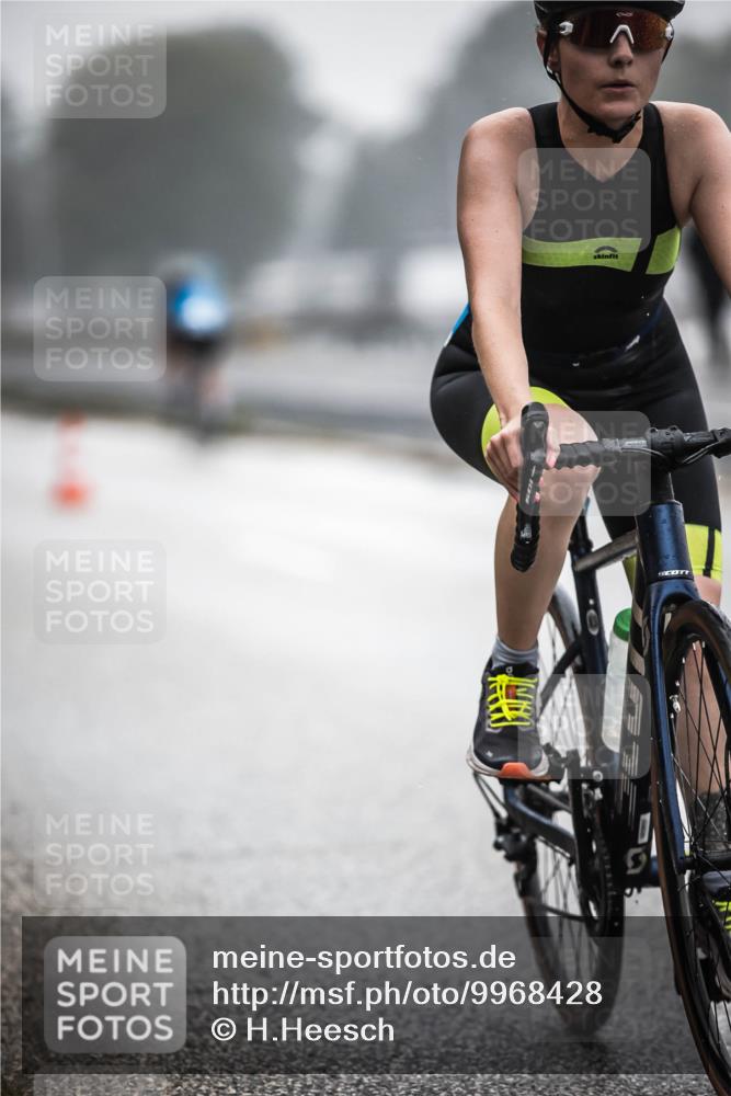 16.08.2026 - KN Förde Triathlon 2026 H.Heesch http://msf.ph/oto/9968428 16.08.2026 09:43:03 Radfahren 133, 140, 214, 219, 223 meine-sportfotos.de