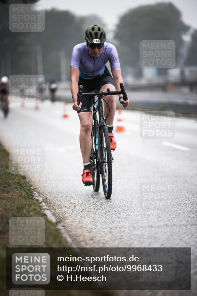 16.08.2026 - KN Förde Triathlon 2026 H.Heesch http://msf.ph/oto/9968433 16.08.2026 09:43:05 Radfahren 140, 214, 219, 223 meine-sportfotos.de
