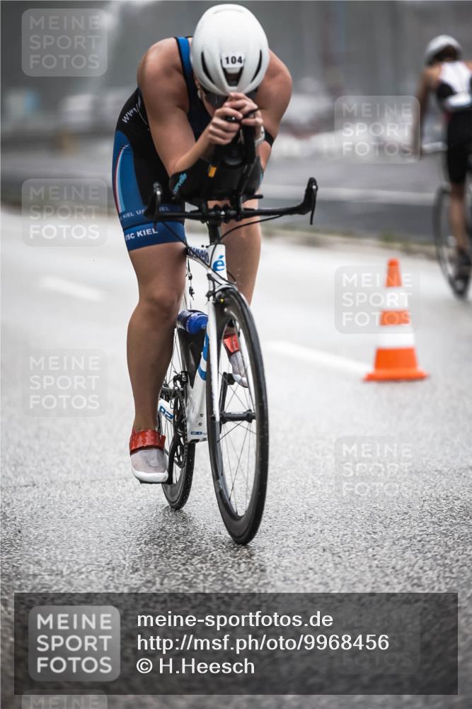 16.08.2026 - KN Förde Triathlon 2026 H.Heesch http://msf.ph/oto/9968456 16.08.2026 09:43:10 Radfahren 158, 162 meine-sportfotos.de