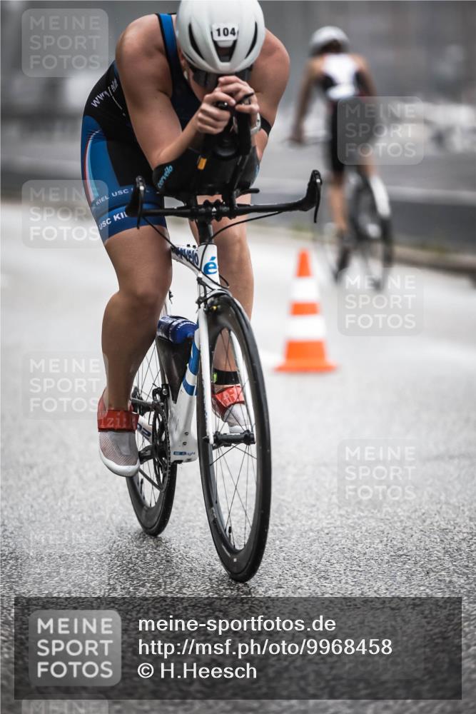 16.08.2026 - KN Förde Triathlon 2026 H.Heesch http://msf.ph/oto/9968458 16.08.2026 09:43:10 Radfahren 158, 162 meine-sportfotos.de