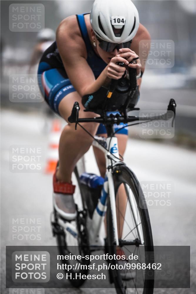 16.08.2026 - KN Förde Triathlon 2026 H.Heesch http://msf.ph/oto/9968462 16.08.2026 09:43:10 Radfahren 158, 162 meine-sportfotos.de