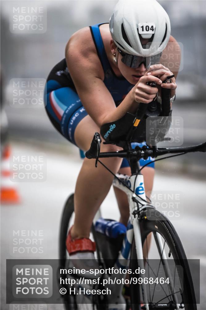 16.08.2026 - KN Förde Triathlon 2026 H.Heesch http://msf.ph/oto/9968464 16.08.2026 09:43:10 Radfahren 158, 162 meine-sportfotos.de