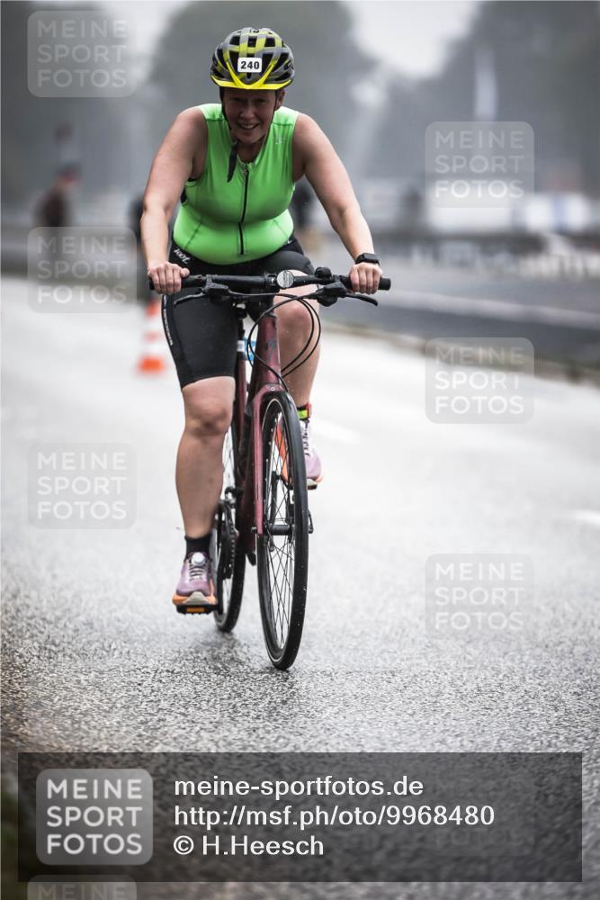 16.08.2026 - KN Förde Triathlon 2026 H.Heesch http://msf.ph/oto/9968480 16.08.2026 09:44:03 Radfahren 240, 248, 262 meine-sportfotos.de