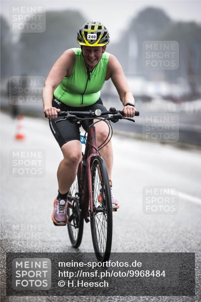 16.08.2026 - KN Förde Triathlon 2026 H.Heesch http://msf.ph/oto/9968484 16.08.2026 09:44:04 Radfahren 240, 247, 248, 262 meine-sportfotos.de