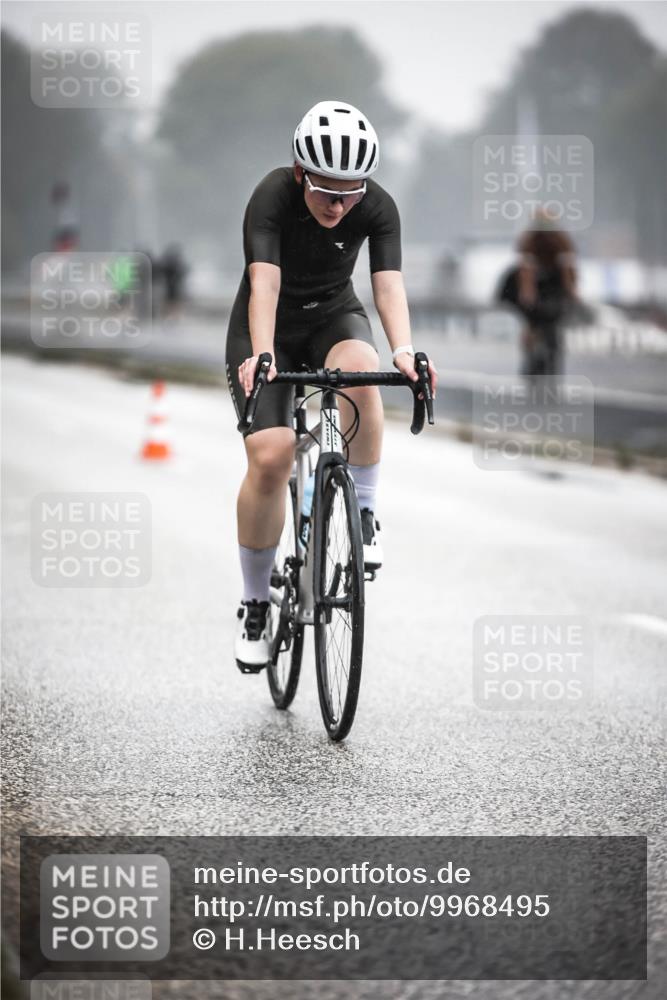 16.08.2026 - KN Förde Triathlon 2026 H.Heesch http://msf.ph/oto/9968495 16.08.2026 09:44:11 Radfahren 130, 131, 235, 247, 251, 805 meine-sportfotos.de