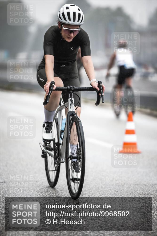 16.08.2026 - KN Förde Triathlon 2026 H.Heesch http://msf.ph/oto/9968502 16.08.2026 09:44:12 Radfahren 130, 131, 235, 245, 247, 251, 805 meine-sportfotos.de