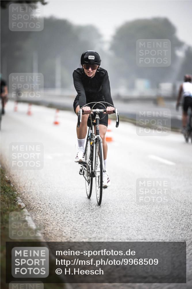 16.08.2026 - KN Förde Triathlon 2026 H.Heesch http://msf.ph/oto/9968509 16.08.2026 09:44:13 Radfahren 130, 131, 235, 245, 251, 805 meine-sportfotos.de