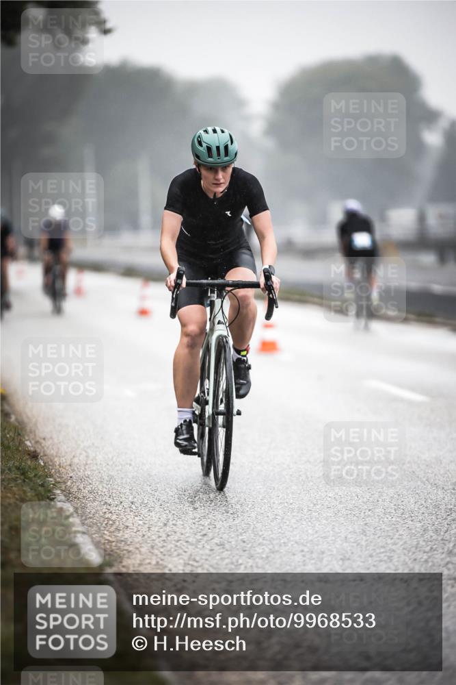 16.08.2026 - KN Förde Triathlon 2026 H.Heesch http://msf.ph/oto/9968533 16.08.2026 09:44:16 Radfahren 129, 131, 137, 235, 245, 805 meine-sportfotos.de