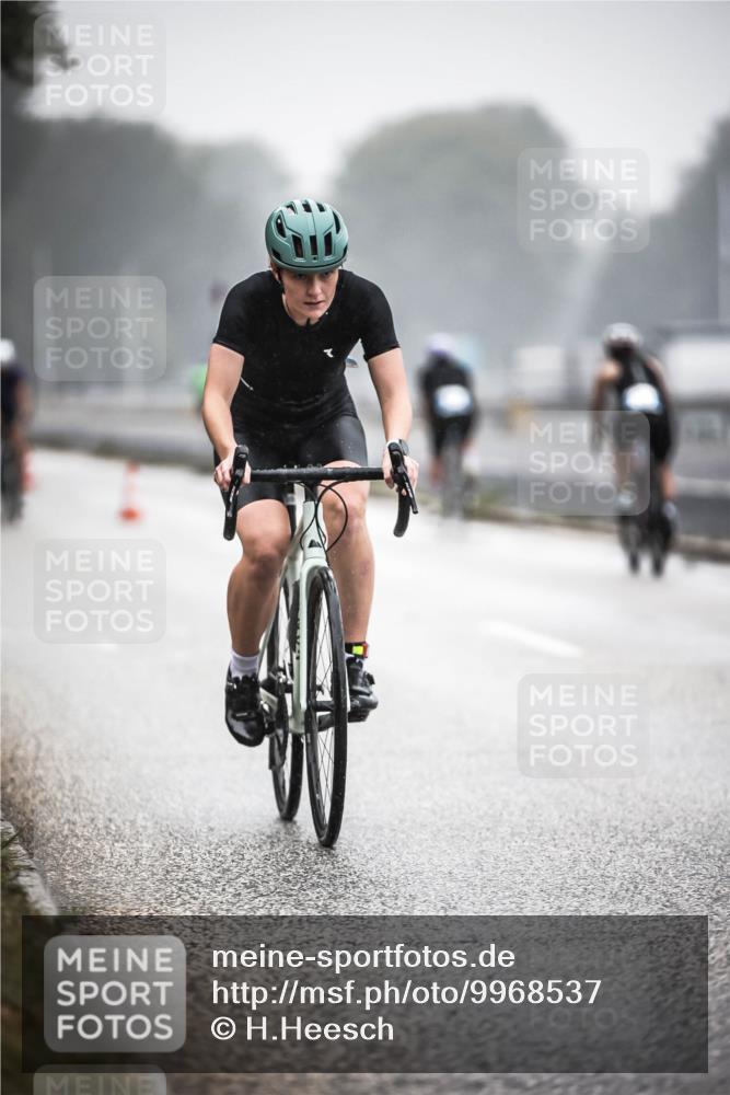 16.08.2026 - KN Förde Triathlon 2026 H.Heesch http://msf.ph/oto/9968537 16.08.2026 09:44:16 Radfahren 129, 131, 137, 235, 245, 805 meine-sportfotos.de