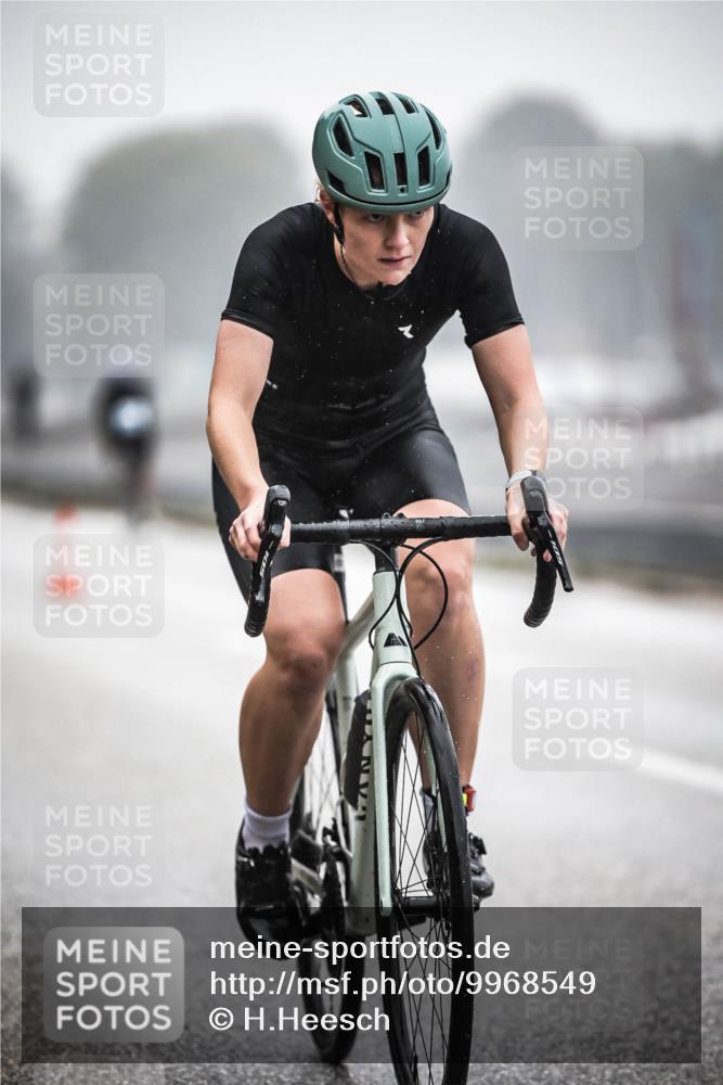 16.08.2026 - KN Förde Triathlon 2026 H.Heesch http://msf.ph/oto/9968549 16.08.2026 09:44:17 Radfahren 129, 131, 137, 235, 245, 805 meine-sportfotos.de