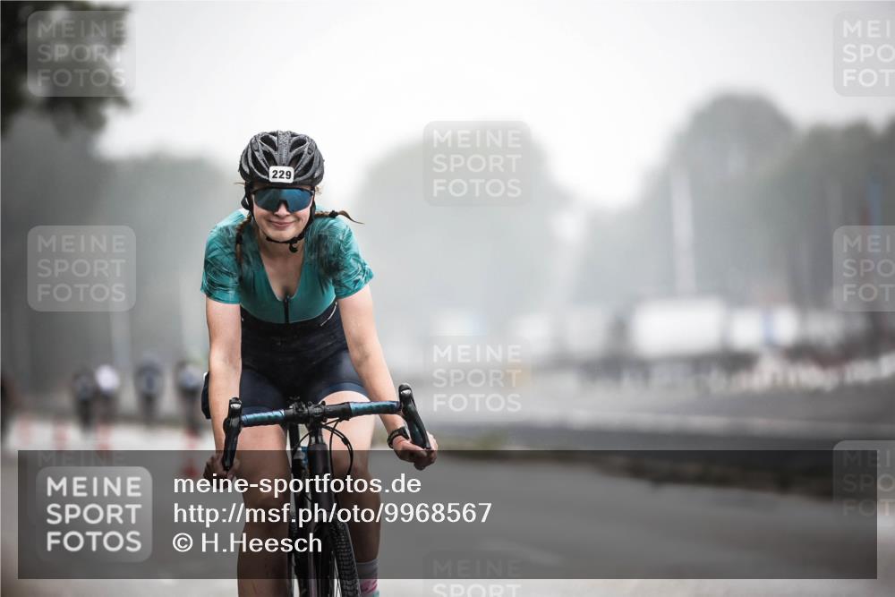 16.08.2026 - KN Förde Triathlon 2026 H.Heesch http://msf.ph/oto/9968567 16.08.2026 09:44:24 Radfahren 105, 129, 137, 170, 229 meine-sportfotos.de