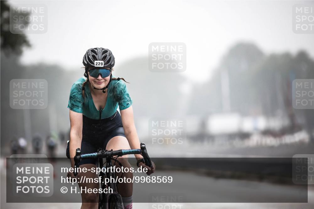 16.08.2026 - KN Förde Triathlon 2026 H.Heesch http://msf.ph/oto/9968569 16.08.2026 09:44:24 Radfahren 105, 129, 137, 170, 229 meine-sportfotos.de