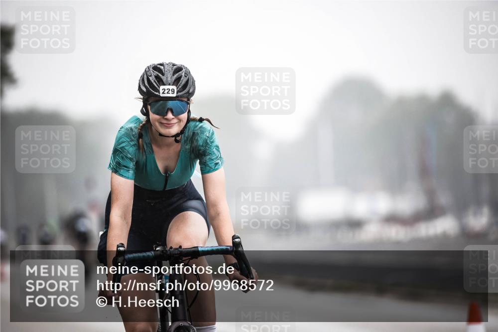 16.08.2026 - KN Förde Triathlon 2026 H.Heesch http://msf.ph/oto/9968572 16.08.2026 09:44:24 Radfahren 105, 129, 137, 170, 229 meine-sportfotos.de
