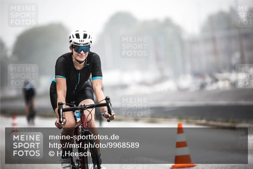 16.08.2026 - KN Förde Triathlon 2026 H.Heesch http://msf.ph/oto/9968589 16.08.2026 09:44:31 Radfahren 107, 213 meine-sportfotos.de