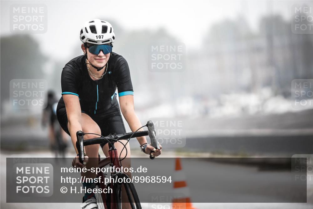 16.08.2026 - KN Förde Triathlon 2026 H.Heesch http://msf.ph/oto/9968594 16.08.2026 09:44:32 Radfahren 107, 205, 213, 254 meine-sportfotos.de