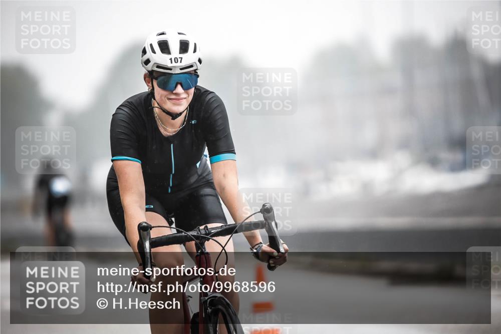 16.08.2026 - KN Förde Triathlon 2026 H.Heesch http://msf.ph/oto/9968596 16.08.2026 09:44:32 Radfahren 107, 205, 213, 254 meine-sportfotos.de